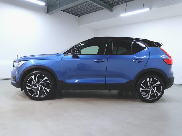 XC40 T5 AWD Rデザイン