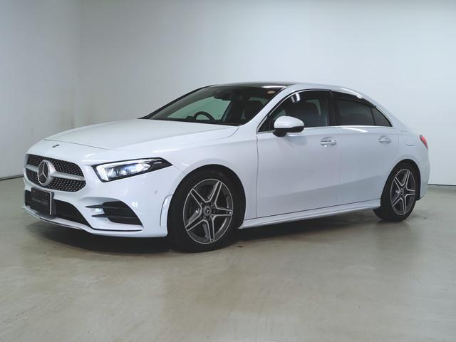 A250 4マチック セダン AMGレザーエクスクルーシブパッケージ AMGライン アドバンスドパッケージ レーダーセーフティーパッケージ ナビゲーションパッケージ