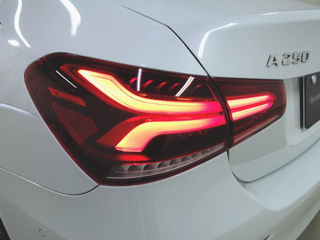 A250 4マチック セダン AMGレザーエクスクルーシブパッケージ AMGライン アドバンスドパッケージ レーダーセーフティーパッケージ ナビゲーションパッケージ