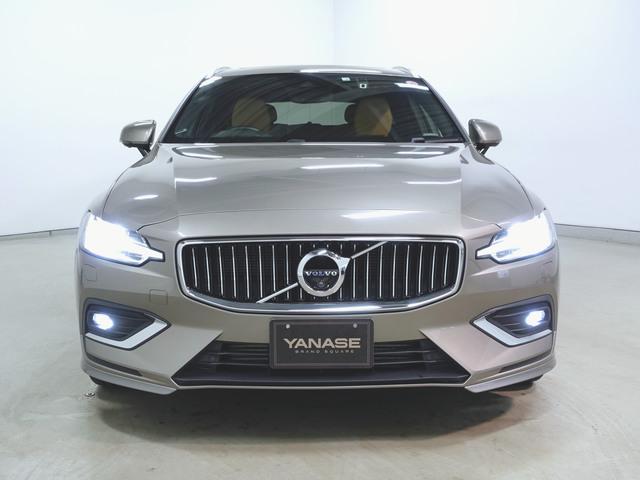 V60 T5 インスクリプション