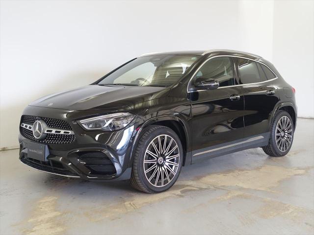 GLA200 d 4MATIC AMGラインパッケージ