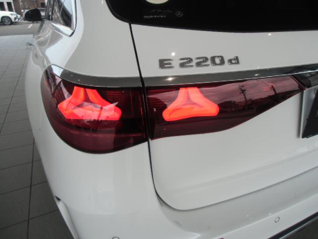 E220 d ステーションワゴン アバンギャルド AMGラインパッケージ アドバンスドパッケージ デジタルインテリアパッケージ レザーエクスクルーシブパッケージ