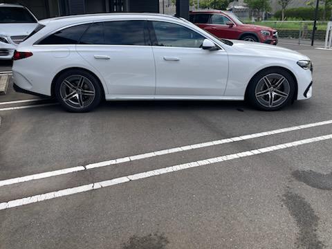 E220 d ステーションワゴン アバンギャルド