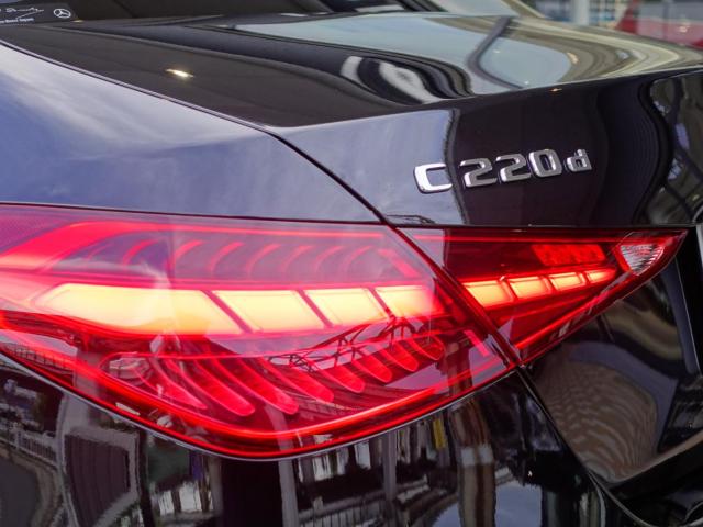 C220 d アバンギャルド AMGラインパッケージ ベーシックパッケージ レザーエクスクルーシブパッケージ