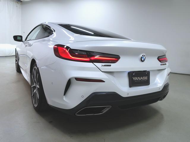 M850i xDrive クーペ