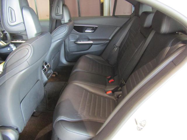 C220 d アバンギャルド AMGラインパッケージ ベーシックパッケージ レザーエクスクルーシブパッケージ
