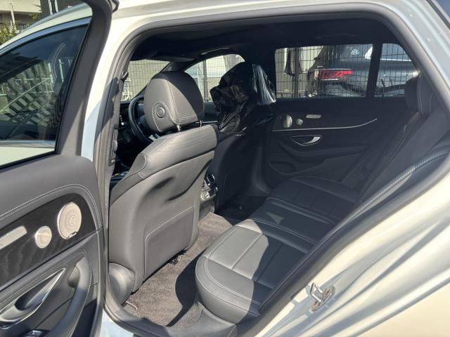 E300 ステーションワゴン スポーツ エクスクルーシブパッケージ