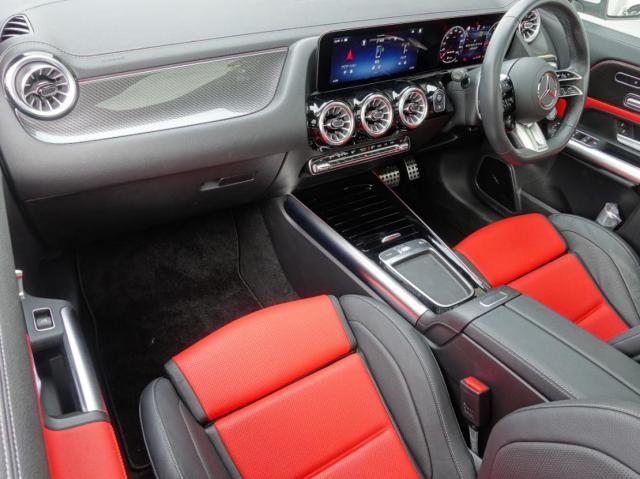 GLA35 4マチック アドバンスドパッケージ AMGパフォーマンスパッケージ