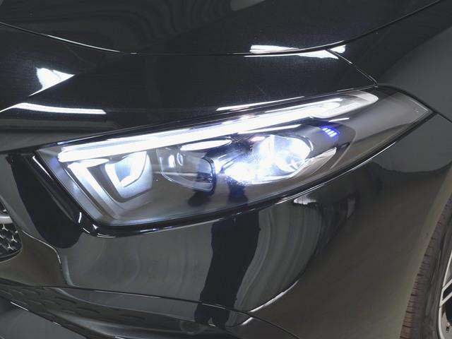 A180 セダン AMGラインパッケージ ナビゲーションパッケージ