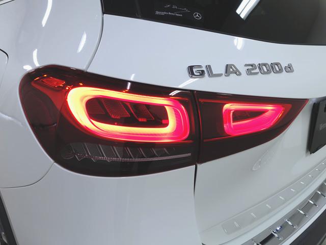 GLA200 d 4マチック AMGライン AMGレザーエクスクルーシブパッケージ ナビゲーションパッケージ アドバンスドパッケージ