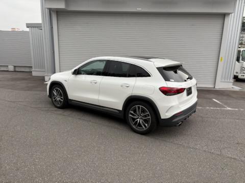 GLA35 4マチック AMGパフォーマンスパッケージ AMGアドバンスドパッケージ