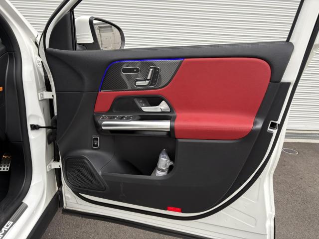 GLA35 4マチック AMGパフォーマンスパッケージ AMGアドバンスドパッケージ