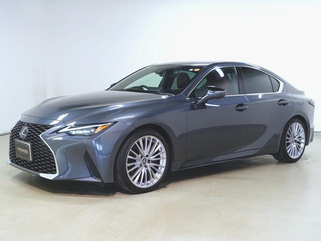 IS300h バージョンL