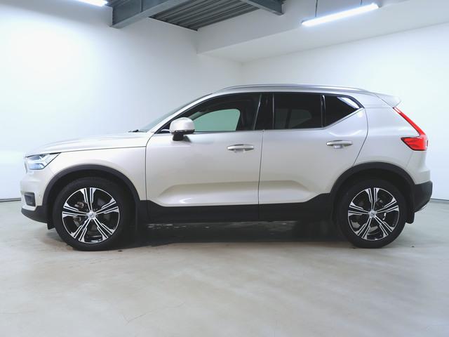 XC40 T4 AWD インスクリプション