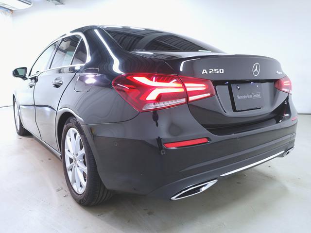 A250 4マチック セダン レザーエクスクルーシブパッケージ アドバンスドパッケージ レーダーセーフティーパッケージ ナビゲーションパッケージ