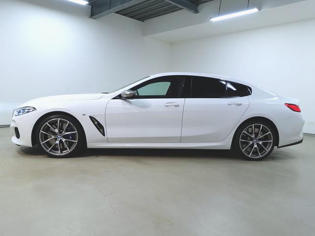 M850i xDrive グランクーペ