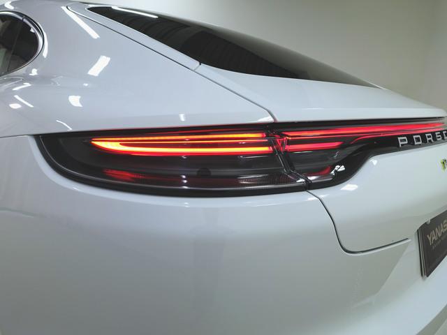 パナメーラ 4 E-ハイブリッド