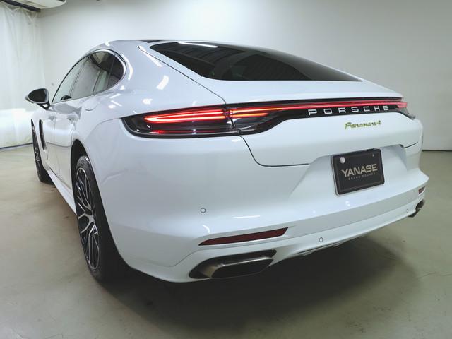 パナメーラ 4 E-ハイブリッド