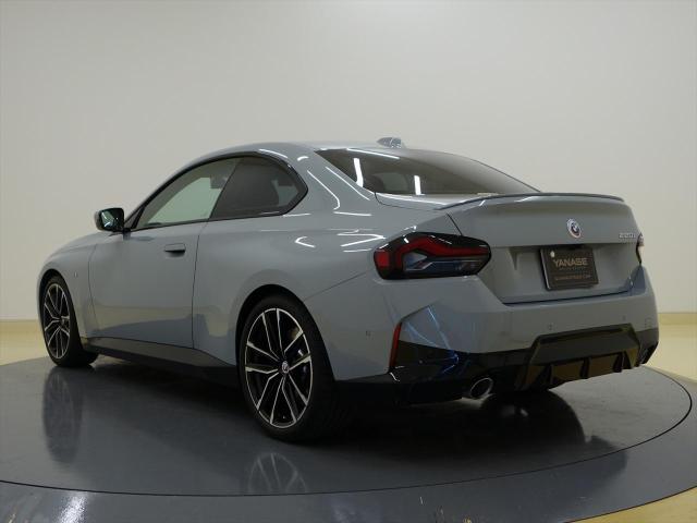 BMW 220iクーペ Mスポーツ