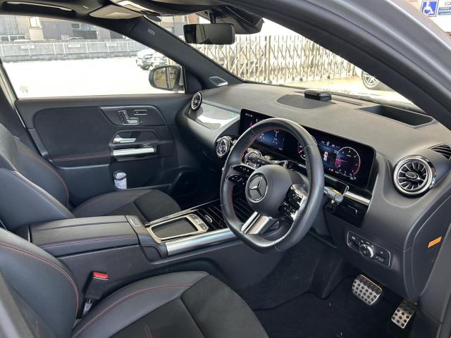 GLA200 d 4マチック AMGラインパッケージ アドバンスドパッケージ
