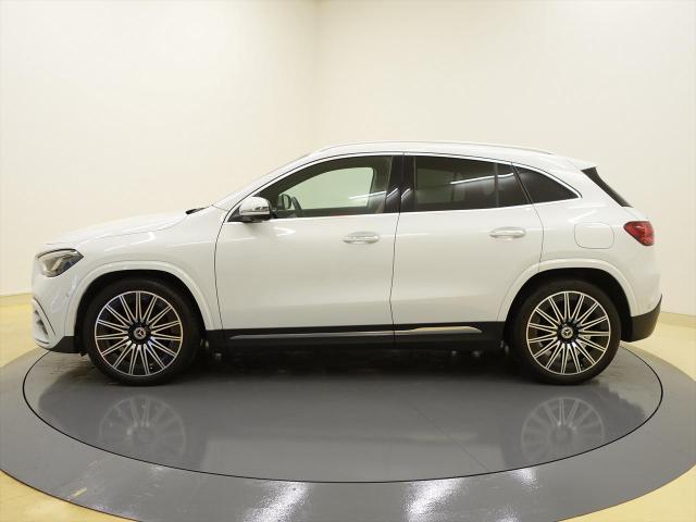 GLA200 d 4マチック AMGラインパッケージ AMGレザーエクスクルーシブパッケージ アドバンスドパッケージ