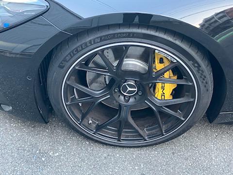 AMG GT63 4マチック+ AMGカーボンパッケージ Burmesterハイエンド 3Dサラウンドサウンドシステム ナッパレザー 可動式リアシート