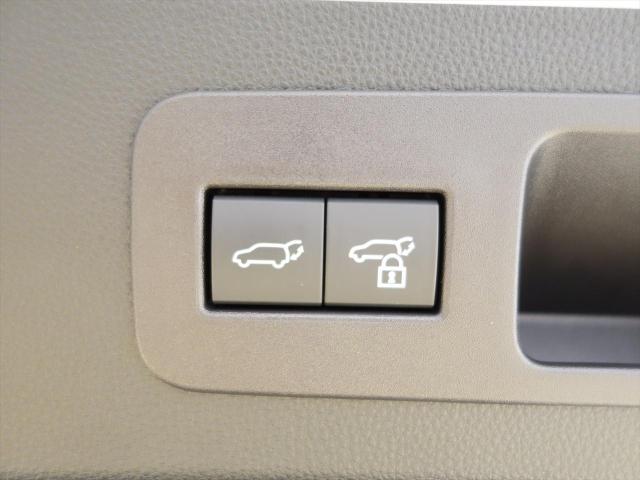 レクサス LX600 オフロード 7人乗り