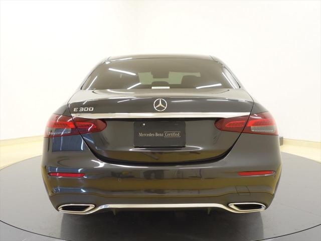 E300 スポーツ エクスクルーシブパッケージ