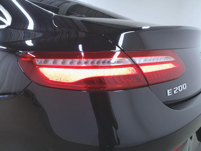 E200 クーペ スポーツ レザーパッケージ
