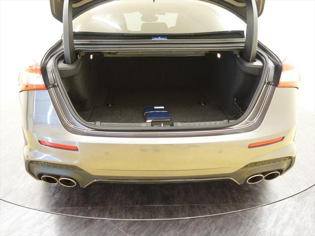 マセラティ ギブリ S