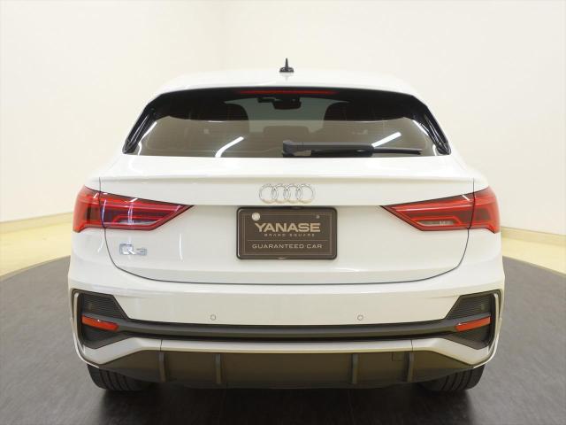 アウディ Q3スポーツバック 35 TFSI Sライン ベーシックパッケージ アシスタンスパッケージ プラスパッケージ