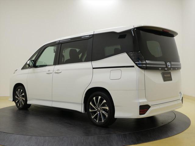 トヨタ ヴォクシー ハイブリッドS-Z