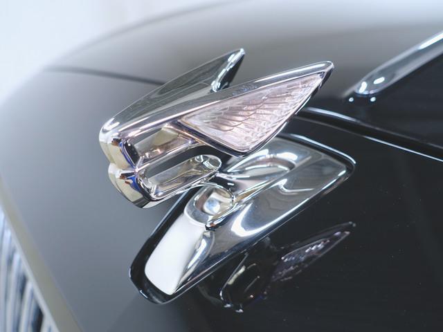 ベントレー フライングスパー ファーストエディション