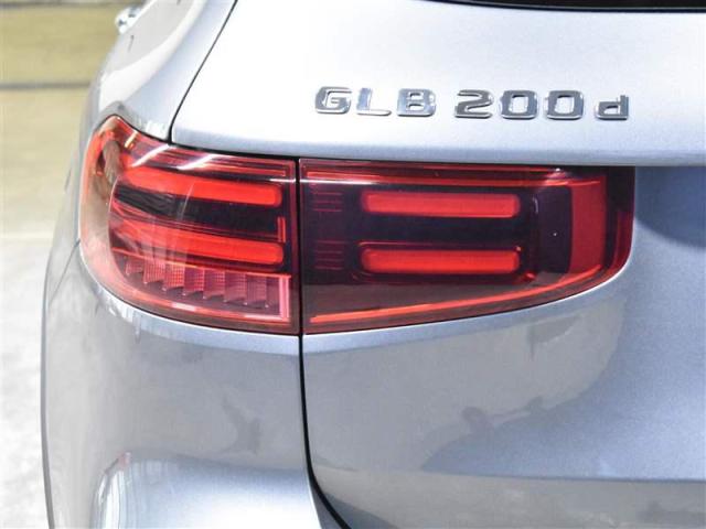 GLB200 d 4マチック AMGラインパッケージ