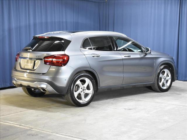GLA220 4マチック レーダーセーフティパッケージ・プレミアムパッケージ
