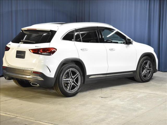 GLA200 d 4マチック AMGライン・AMGレザーエクスクルーシブパッケージ・ナビゲーションパッケージ・アドバンスドパッケージ