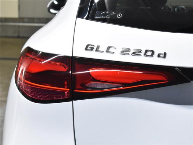 GLC220 d 4マチック レザーエクスクルーシブパッケージ