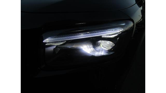 GLB200 d 4MATIC AMGラインパッケージ・AMGレザーエクスクルーシブパッケージ・アドバンスドパッケージ