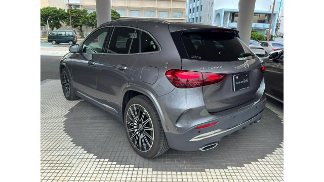 GLA200 d 4マチック AMGレザーエクスクルーシブパッケージ アドバンスドパッケージ