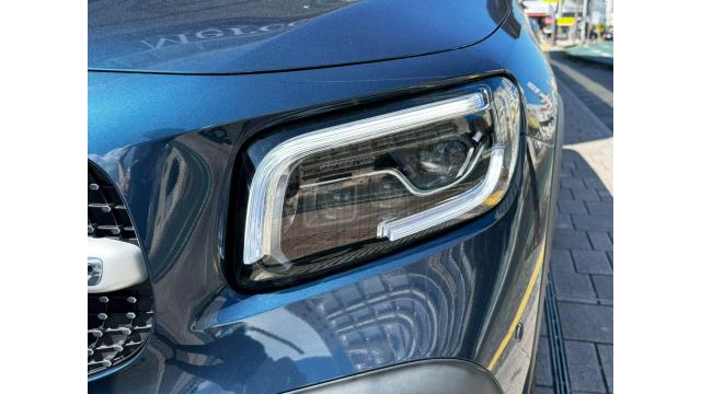 GLB180 AMGラインパッケージ