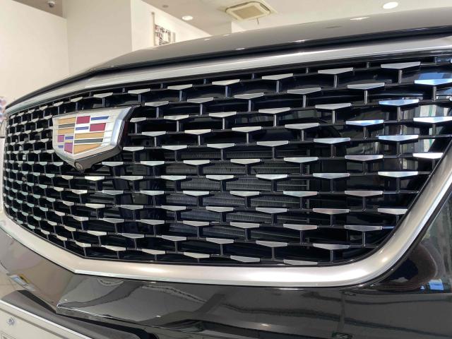 XT6 プラチナム 4WD 正規ディーラー車 元デモカー
