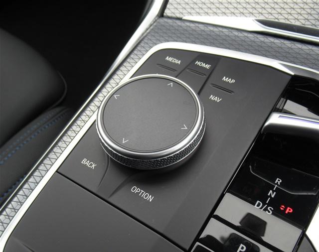 320d xDriveTouringEditionShadow