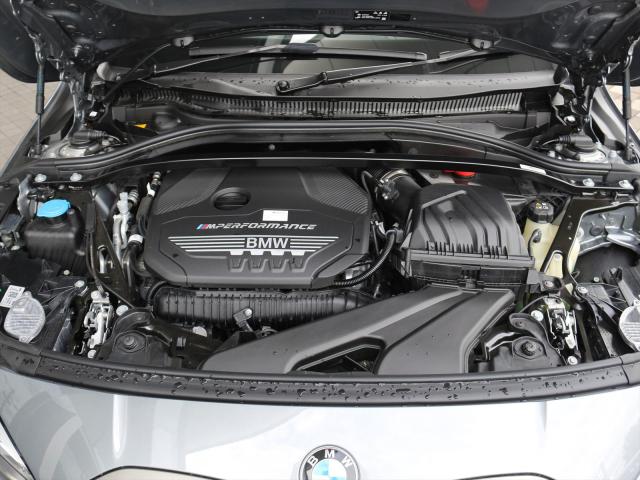 M135i xDrive