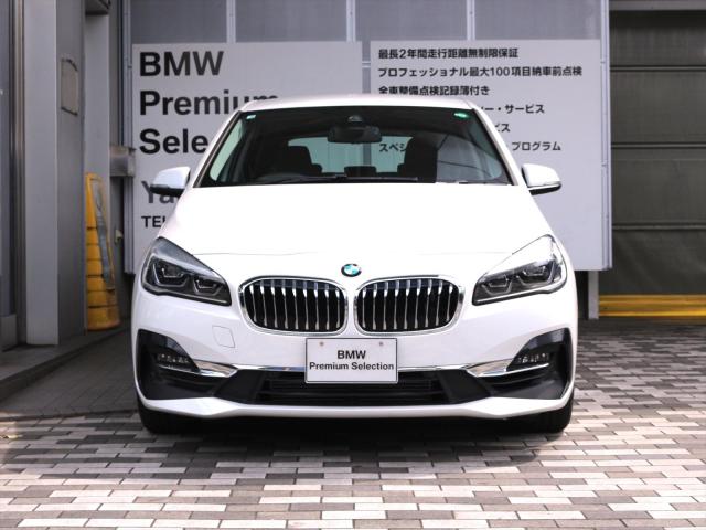 218i ラグジュアリー