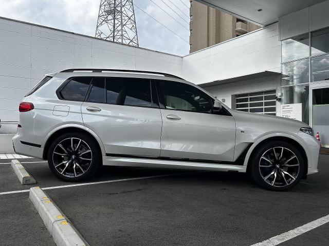 xDrive40d Mスポーツ