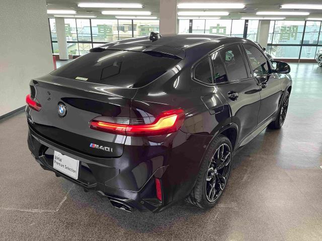 X4 M40i
