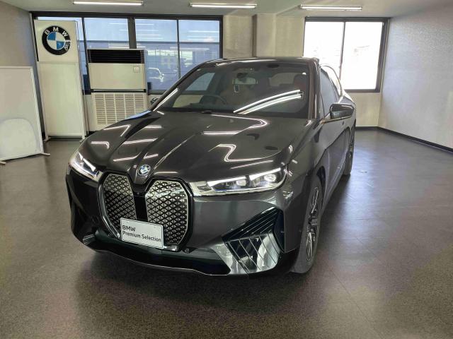 iX xDrive50