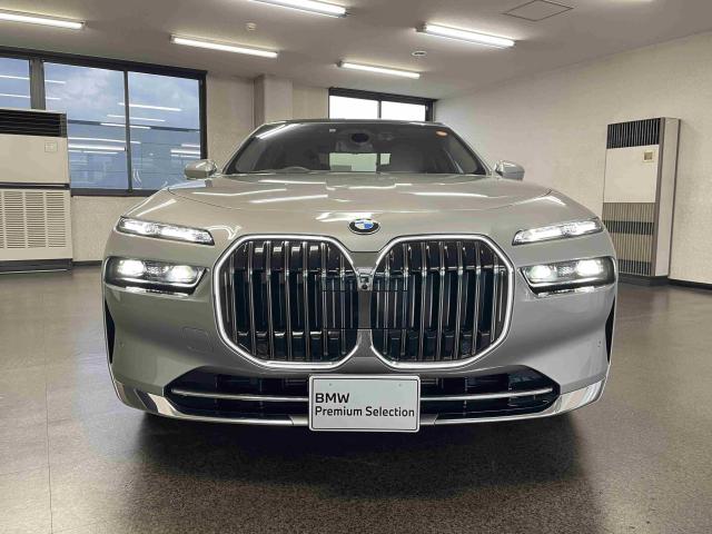 740d xDrive エクセレンス