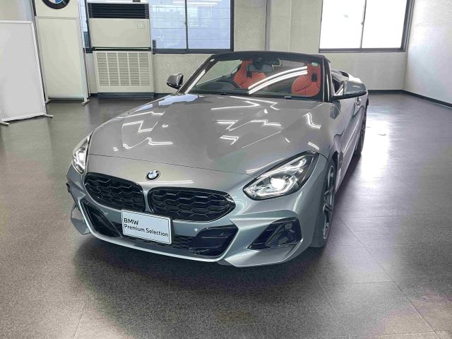 Z4 M40i