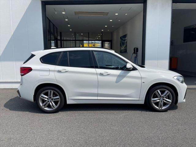 xDrive18d Mスポーツ
